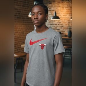 Nike Chicago Bulls Youth Size Extra Large NBA Basketball Team Gear